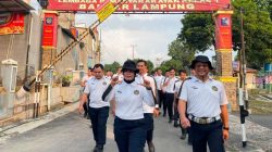 Jaga Kebugaran dan Integritas, Kalapas Pimpin Jalan Sehat Petugas di Kawasan Rajabasa
