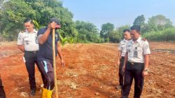 Karutan Sukadana Pimpin Penanaman Bibit Jagung Manis di Lahan SAE Sebagai Wujudkan Ketahanan Pangan dan Kemandirian Warga Binaan