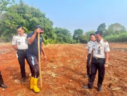 Karutan Sukadana Pimpin Penanaman Bibit Jagung Manis di Lahan SAE Sebagai Wujudkan Ketahanan Pangan dan Kemandirian Warga Binaan