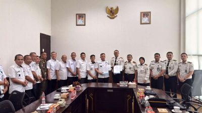 Kanwil Ditjenpas Lampung Perkuat Sinergi Pemasyarakatan, Kakanwil Saksikan Penandatanganan PKS Bapas Kotabumi dengan Pemerintah Tulang Bawang