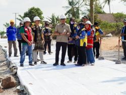 Gubernur Mirza Pastikan Perbaikan Jalan Gunung Sugih–Kota Gajah Berkualitas dan Tepat Sasaran