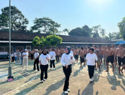 Melalui Senam Pagi, Rutan Sukadana Tegaskan Komitmen Bina Jasmani Rutin Bagi Jajaran dan Warga Binaan