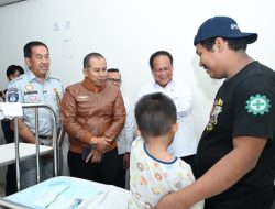 Direktur Utama Jasa Raharja Dampingi Wamenhub Tinjau Penanganan Korban KM Mutiara Sentosa II di RS PHC Surabaya