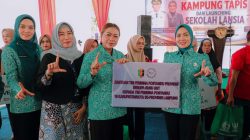 Canangkan Desa TAPIS dan Luncurkan Sekolah Lansia di Kampung Rukti Endah, Ketua TP PKK Lampung Dorong Pembangunan SDM Dimulai dari Desa