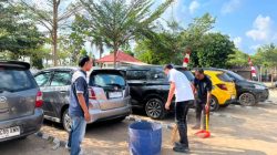 Sambut HUT Ke-81 Kemerdekaan RI, Rutan Sukadana Gelar Aksi Bersih Lingkungan Kantor