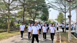 Jaga Kebugaran dan Semangat Kerja Pegawai, Karutan Tri Wahyu Santosa Beserta Seluruh Jajaran Rutan Bandar Lampung Laksanakan Bina Jasmani