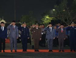 Peringati HUT ke-81 RI, Kalapas Cibinong Hadiri Renungan Suci Tengah Malam di TMP Pondok Rajeg dengan Penuh Khidmat