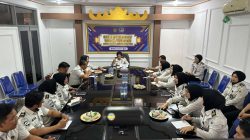 Kepala Lapas Kelas I Bandar Lampung Pimpin Rapat Evaluasi Jajaran Bagian Tata Usaha