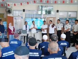 Lapas Cibinong Gandeng Dokter Spesialis Mata RSUD Bakti Pajajaran Untuk Periksa Kesehatan Warga Binaan
