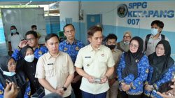 Usai Jenguk Siswi MI Ma’arif yang Masih Dirawat, Bupati Egi Minta BGN Suspend SPPG yang Belum Penuhi Standar