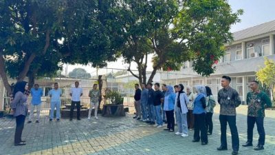 Konsistensi Pengamanan dan Pelayanan Akhir Pekan, Kalapas Kelas I Bandar Lampung Pimpin Apel Pagi dan Berikan Apresiasi Jajaran