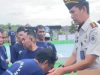 Pasca Erupsi Anak Krakatau, Kepala Lapas Kotabumi Bagikan Alat Mandi serta Masker dan Vitamin untuk Jaga Kesehatan Warga Binaan