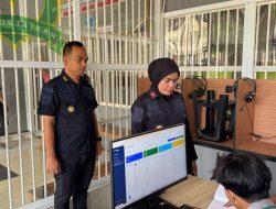 Kalapas Ike Rahmawati dan Ka KPLP Lapas Kelas I Bandar Lampung Monitoring Langsung Wartelsuspas