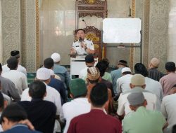 Menata Diri dengan Ilmu Agama, Warga Binaan Lapas Cibinong Mantapkan Ibadah Lewat Kajian Islam