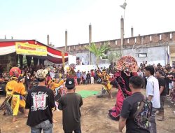 Warga Antusias Meriahkan HUT Ke-81 RI, Kuda Kepang New Pandowo Putro Berhasil Hipnotis Ribuan Penonton