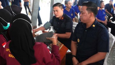 Tingkatkan Pelayanan Kesehatan, Lapas Martapura Gelar CKG dan Skrining TBC Bagi Pegawai dan Warga Binaan