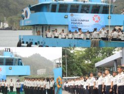 Kalapas Karanganyar dan Jajaran Ikuti Upacara Hari Sumpah Pemuda di Atas Kapal Kemenimipas