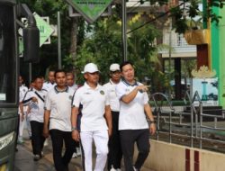 Kalapas Tetra Destorie Beserta Jajaran Lapas Metro Ikuti Pembinaan Jasmani Bersama Kakanwil Ditjenpas Lampung