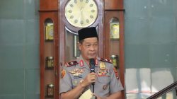 Kapolda Lampung Bersama Wakapolda Salat Jumat di Masjid Agung Al-Furqon, Perkuat Kedekatan Polri dengan Masyarakat